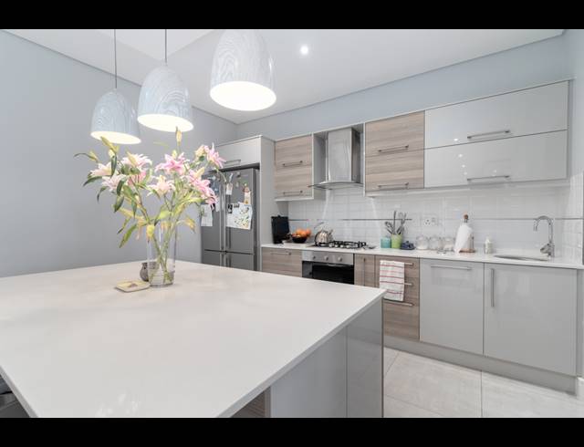 4 BEDROOM FREEHOLD FOR SALE IN SAGEWOOD